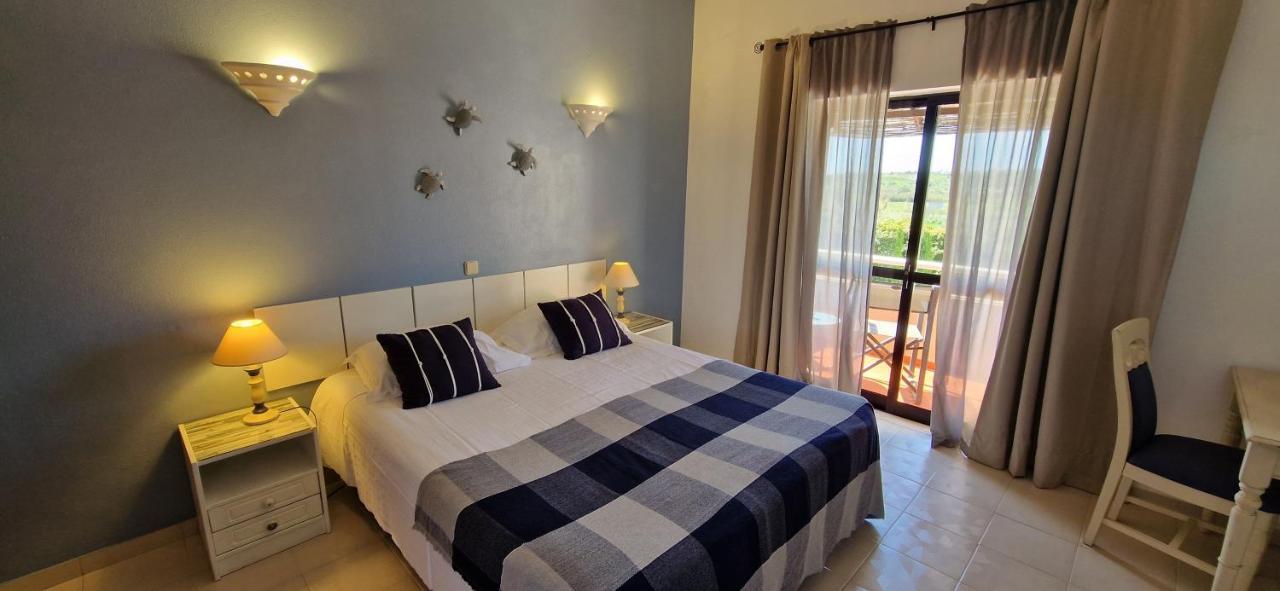 Casa Rosa Montes Hotel Praia Da Luz Luaran gambar
