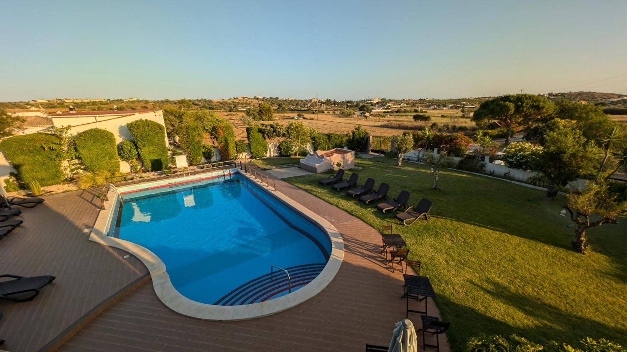Casa Rosa Montes Hotel Praia Da Luz Luaran gambar
