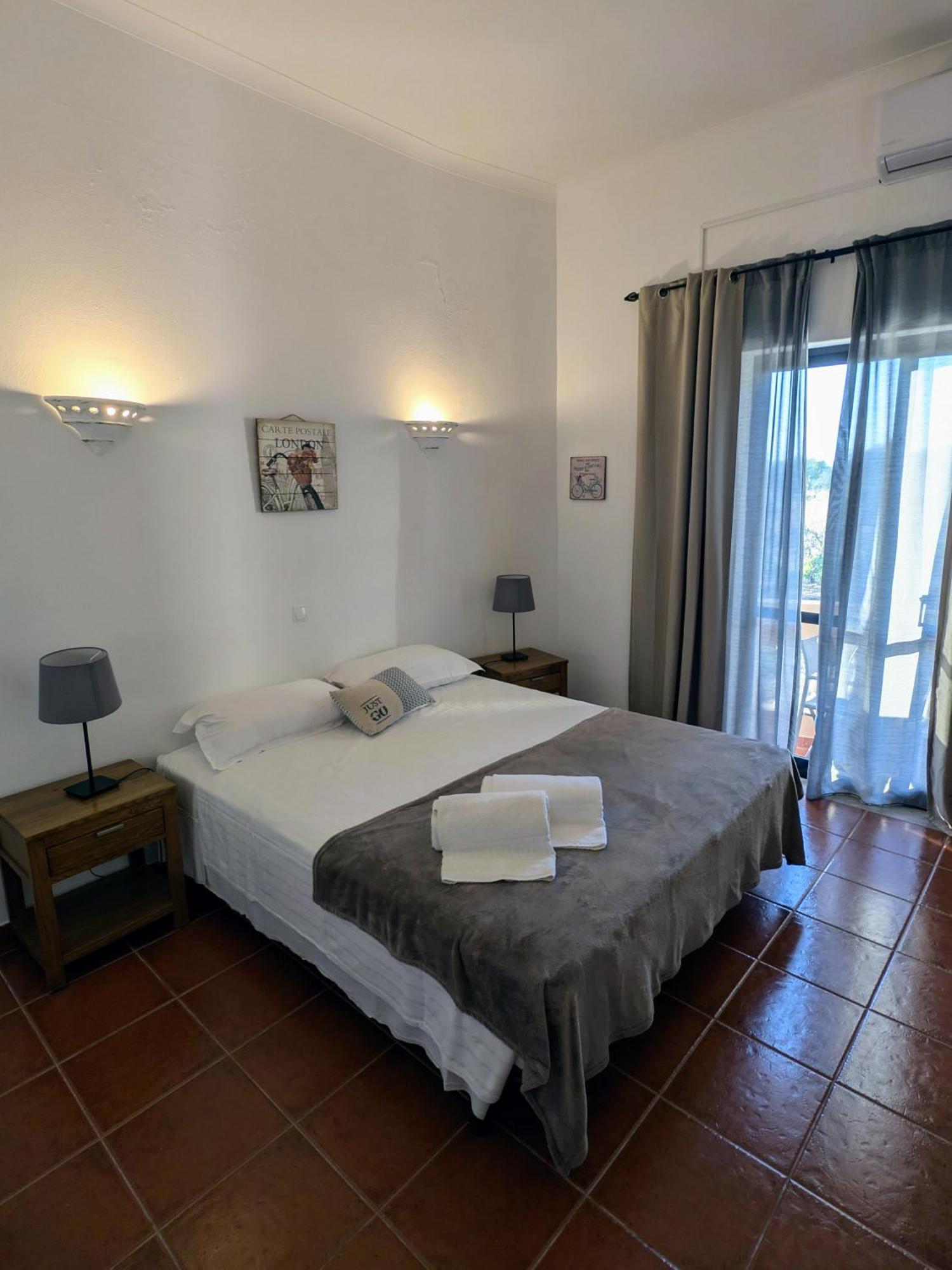 Casa Rosa Montes Hotel Praia Da Luz Luaran gambar