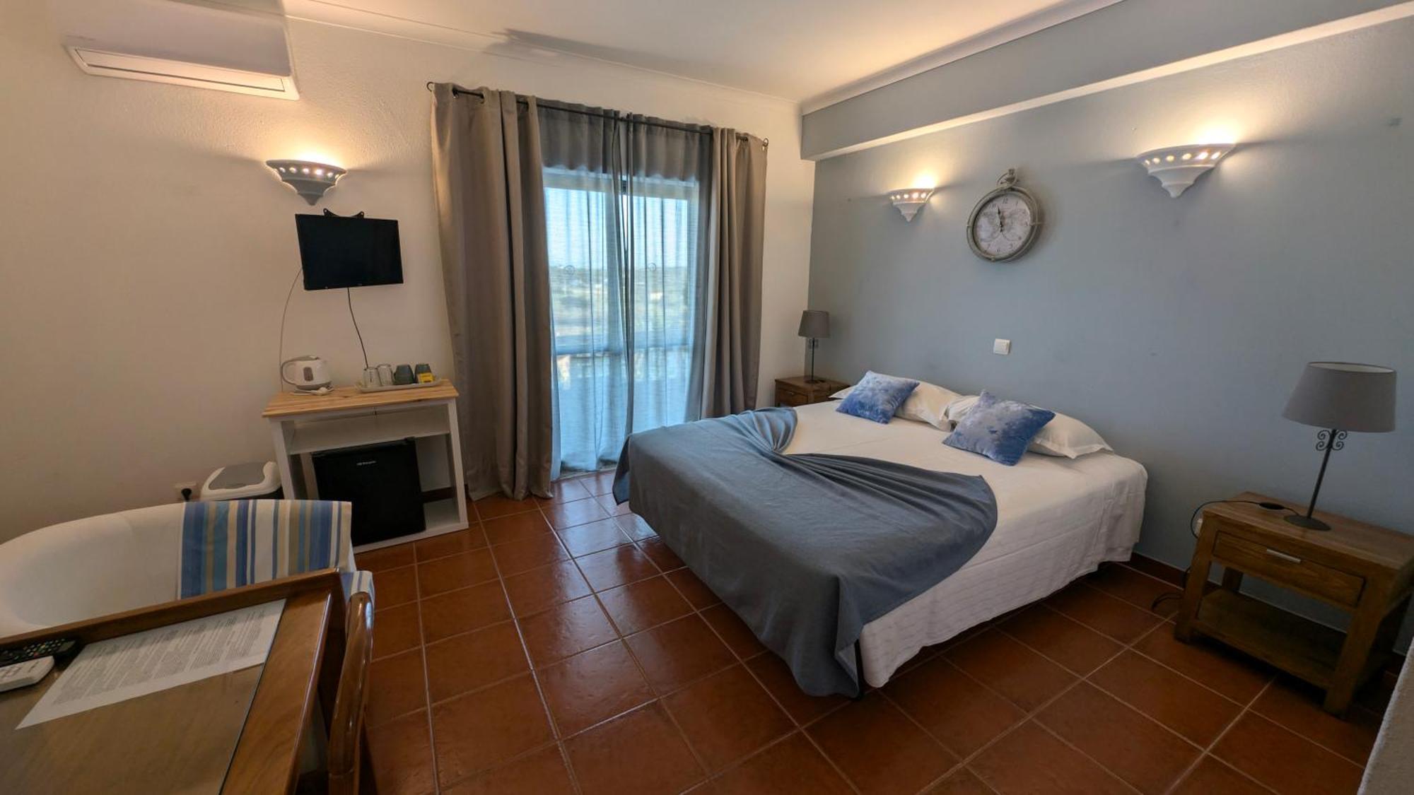 Casa Rosa Montes Hotel Praia Da Luz Luaran gambar