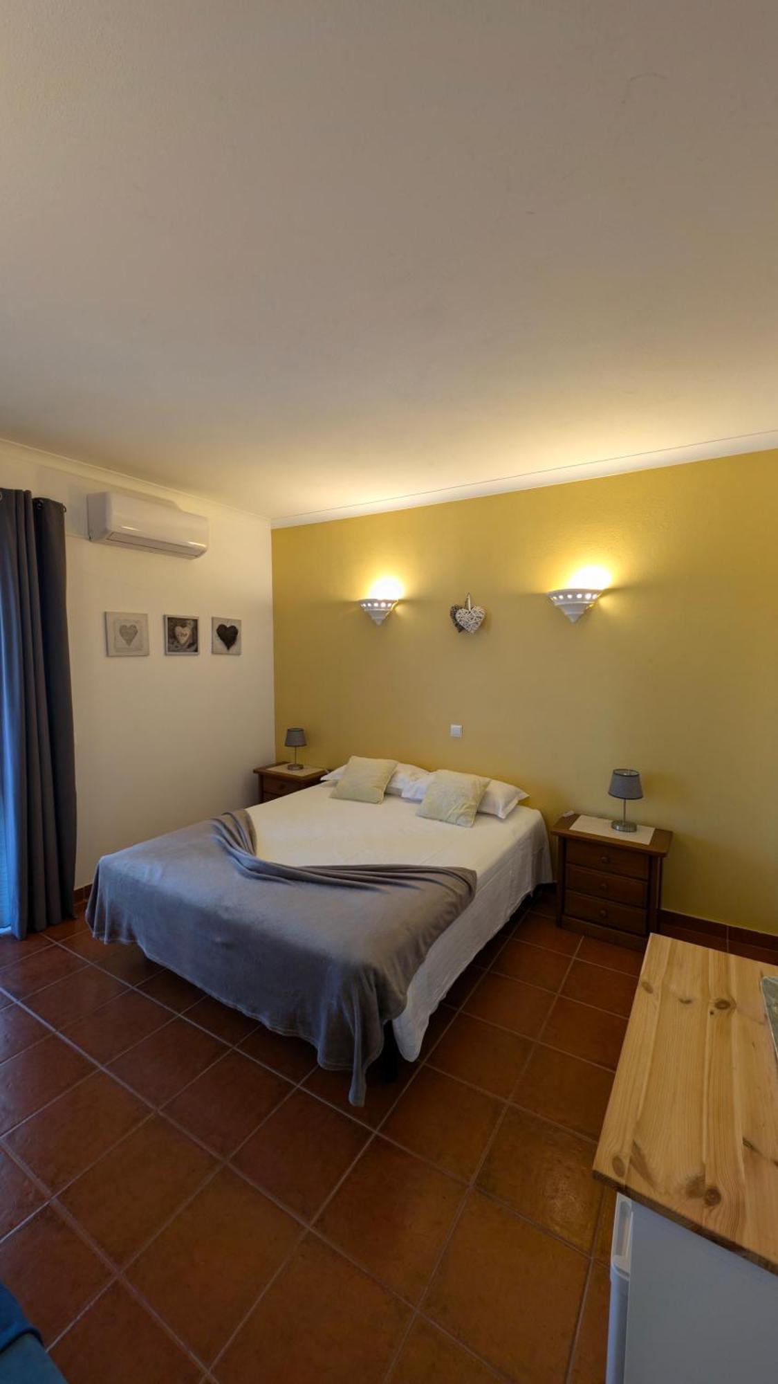 Casa Rosa Montes Hotel Praia Da Luz Luaran gambar