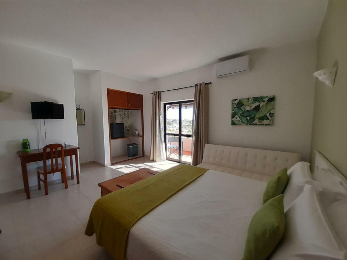Casa Rosa Montes Hotel Praia Da Luz Luaran gambar